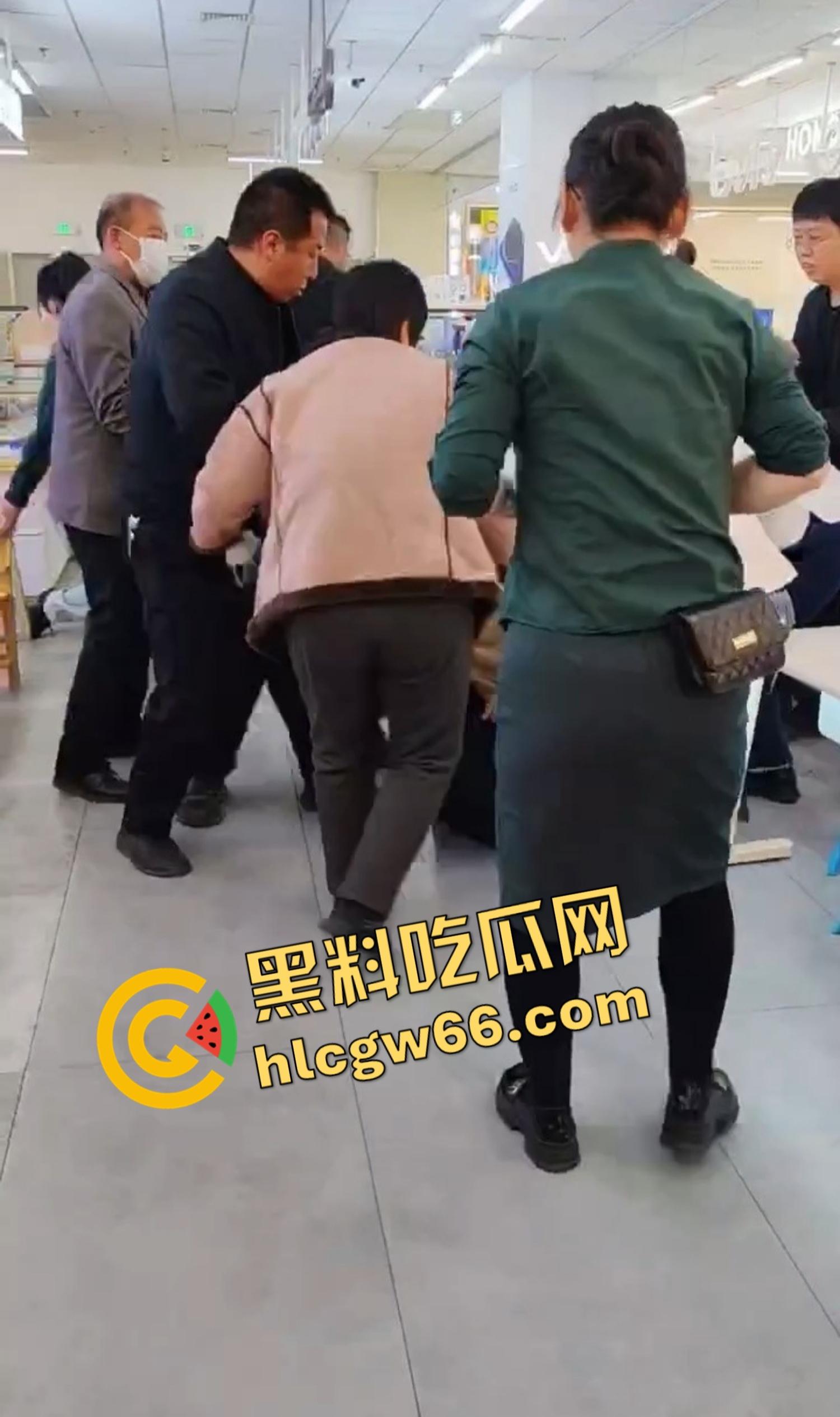 郑口信誉楼金逼事件刷屏，老凤祥主任当小三，一炮一万？原配GPS监听全程，宾馆淫声浪语全曝光！-7